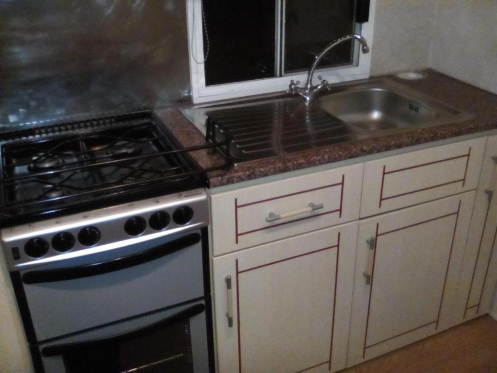 Sigean Mobil Home Dans Camping Tohapi Buitenkant foto